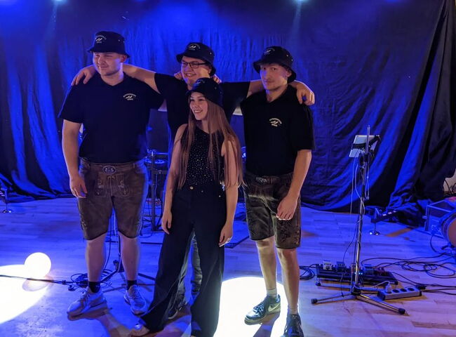 Gruppenfoto Band Gletscherspalten Express